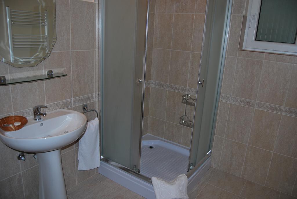 Hostel Paltinis Hunedoara Room photo